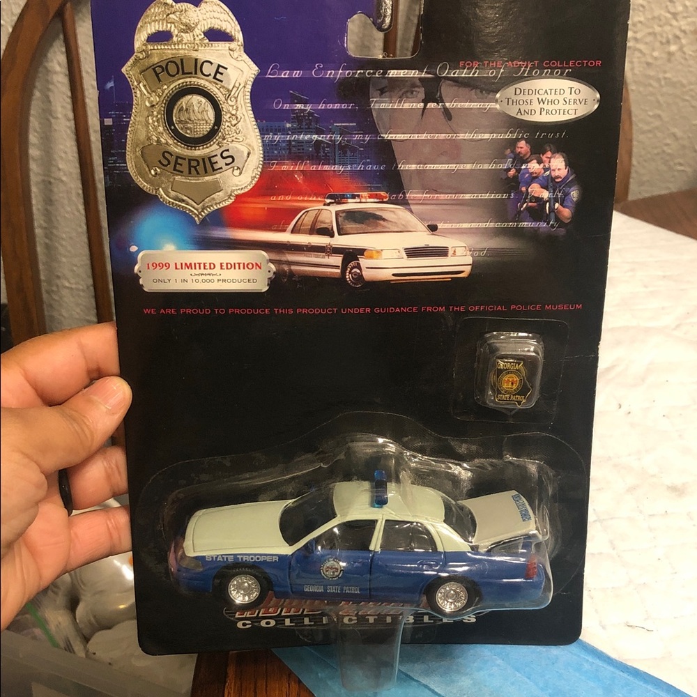 Champs Georgia State Patrol Die-Cast Cruiser - Blue & White